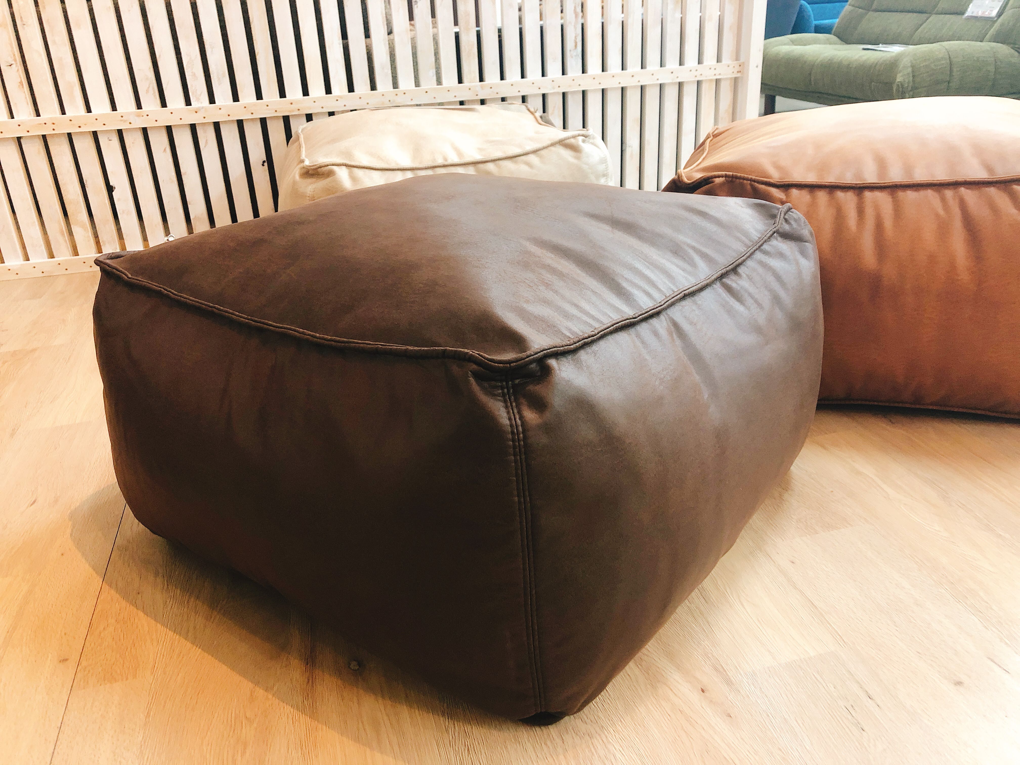 リビングでのリラックス タイムに ゆったりビッグクッション 種田家具 雑貨 Zakkashop 山口県 山口市 下松市 リビングでのリラックス タイムに ゆったりビッグクッション 種田家具 雑貨 Zakkashop 山口県 山口市 下松市
