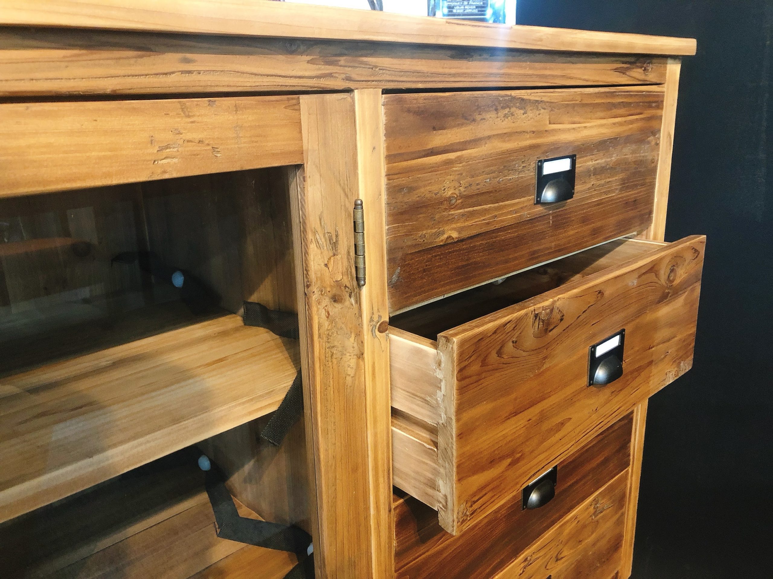 CRASHブランドKnot antiques杉古材キャビネット | 種田家具ZakkaShop | タネダのギフト CRASHブランドKnot antiques杉古材キャビネット | 種田家具ZakkaShop | タネダのギフト