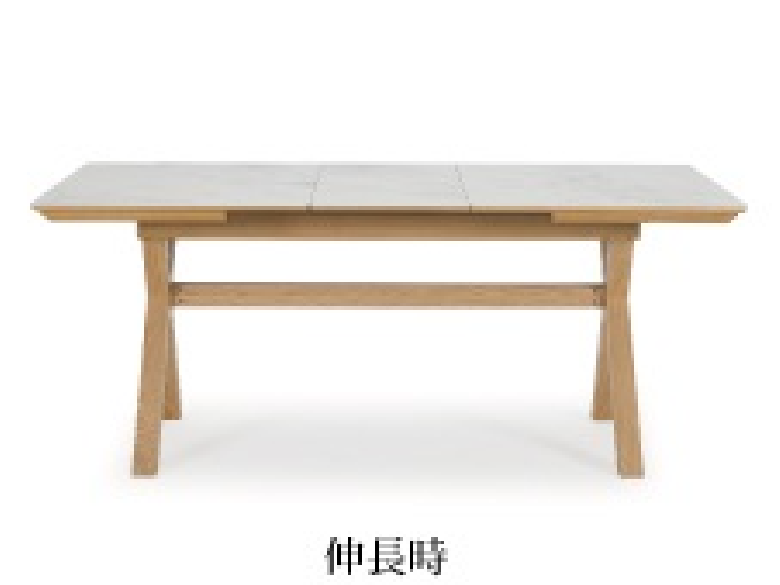 シンプルで洗練された伸長式ダイニングテーブル、日常使いにも最適の画像5